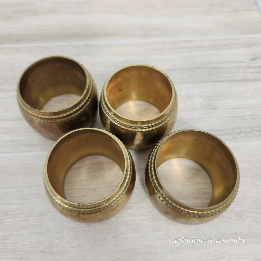 Hammered Brass Napkin Rings Wide Beaded‎ Accent Set Of 4